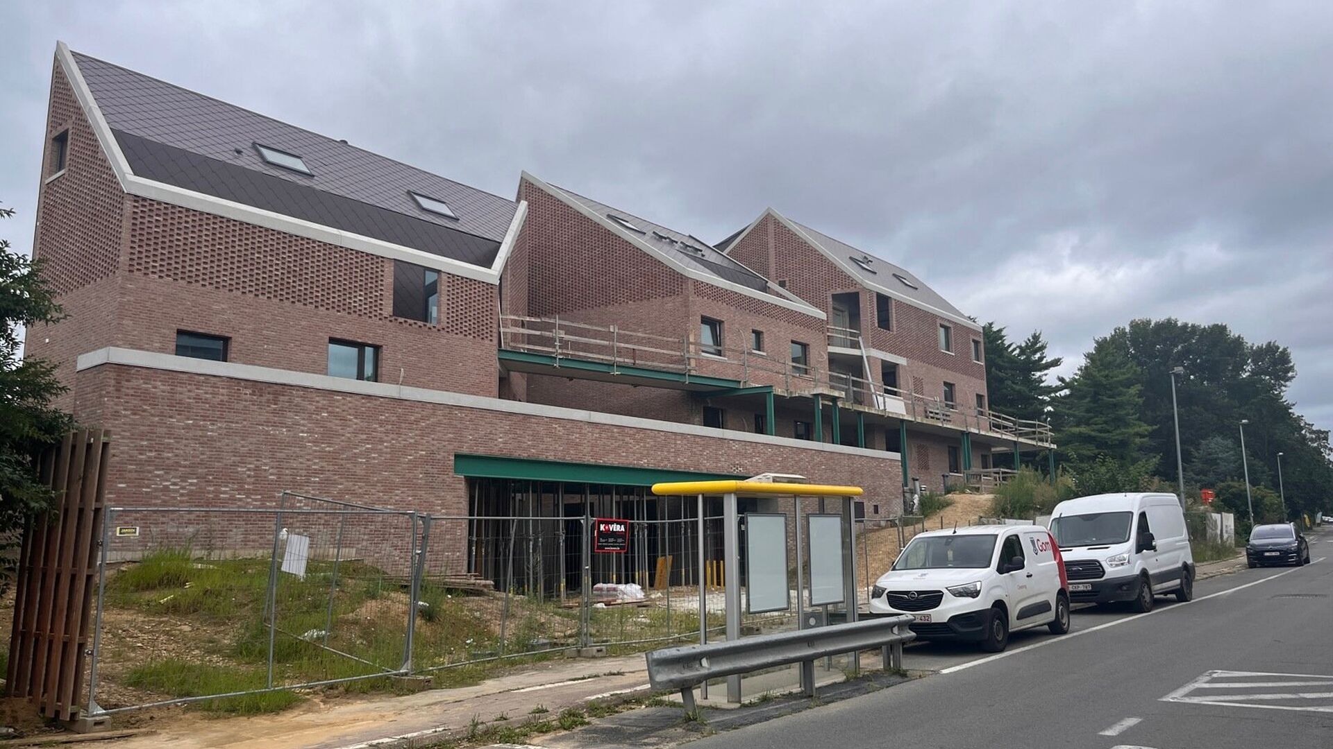 Are you looking for a modern, perfectly located commercial space for your business? This newly constructed building in Heverlee offers everything you need to develop your business successfully. Situated on the strategically important Celestijnenlaan, clos