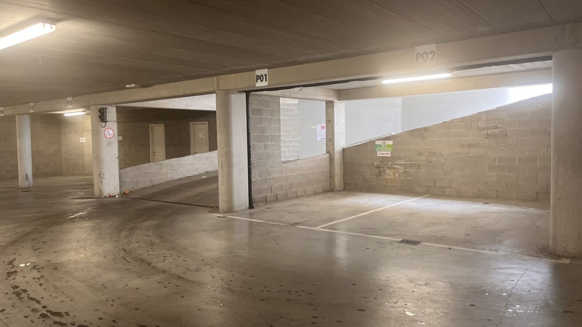 Under the new student residence "Ramberghof" we are selling a wide easily drive-in car parking space. Car safe parking downtown or just your own parking space right at the center?   Price 47,500 € on level -1.